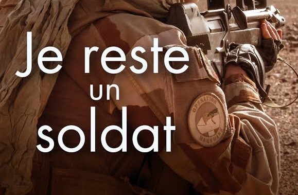 « Je reste un soldat » : le livre témoignage d’un grand blessé de guerre au Mali