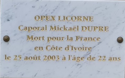 Loiret : hommage au caporal Mickaël Dupré mort pour la France le 25 août 2003 en Côte d’Ivoire