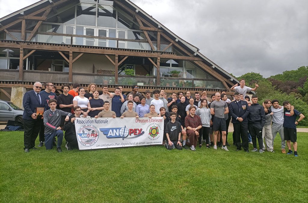 Course solidaire à Issy-les-Moulineaux avec l’ANOPEX des Hauts-de-Seine