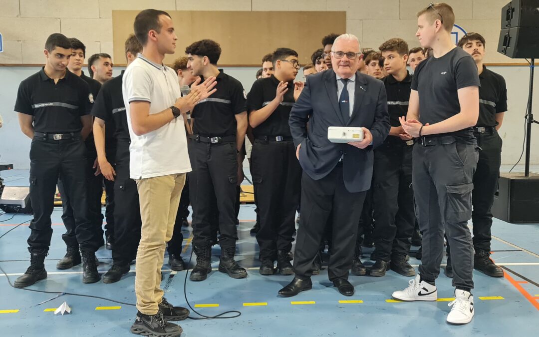 Hauts-de-Seine : le collège La Salle Saint-Nicolas d’Issy Les Moulineaux solidaire de l’ANOPEX pour aider les blessés de guerre
