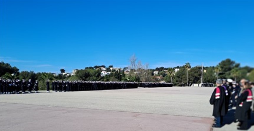 Présentation aux drapeaux au PEM de Saint-Mandrier-sur-Mer dans le Var