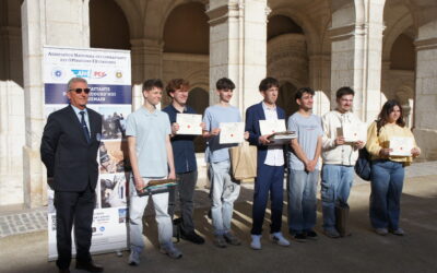 Remise de prix ANOPEX à des élèves icaunais, lauréats départementaux du Concours National de la Résistance et de la Déportation