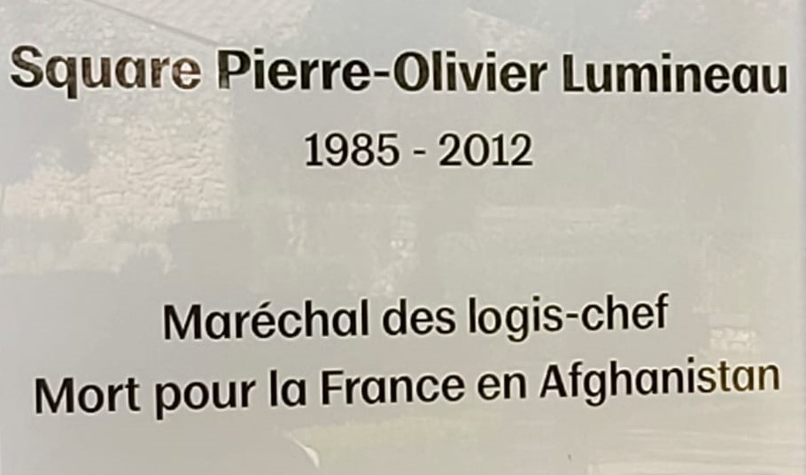 Hommage au maréchal des logis-chef Pierre-Olivier Lumineau