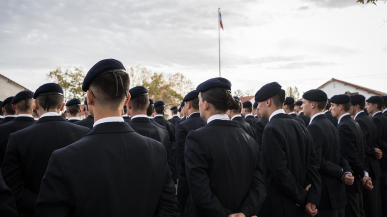 27 octobre : la nouvelle école militaire préparatoire technique (EMPT) inaugurée à Bourges