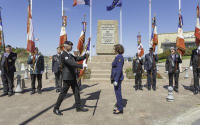 Cérémonie de remise du drapeau de la délégation ANOPEX du Calvados à Courseulles sur Mer